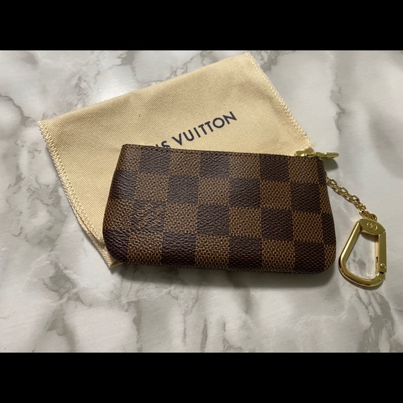 Louis Vuitton Key Pouch - Picture 3 of 4
